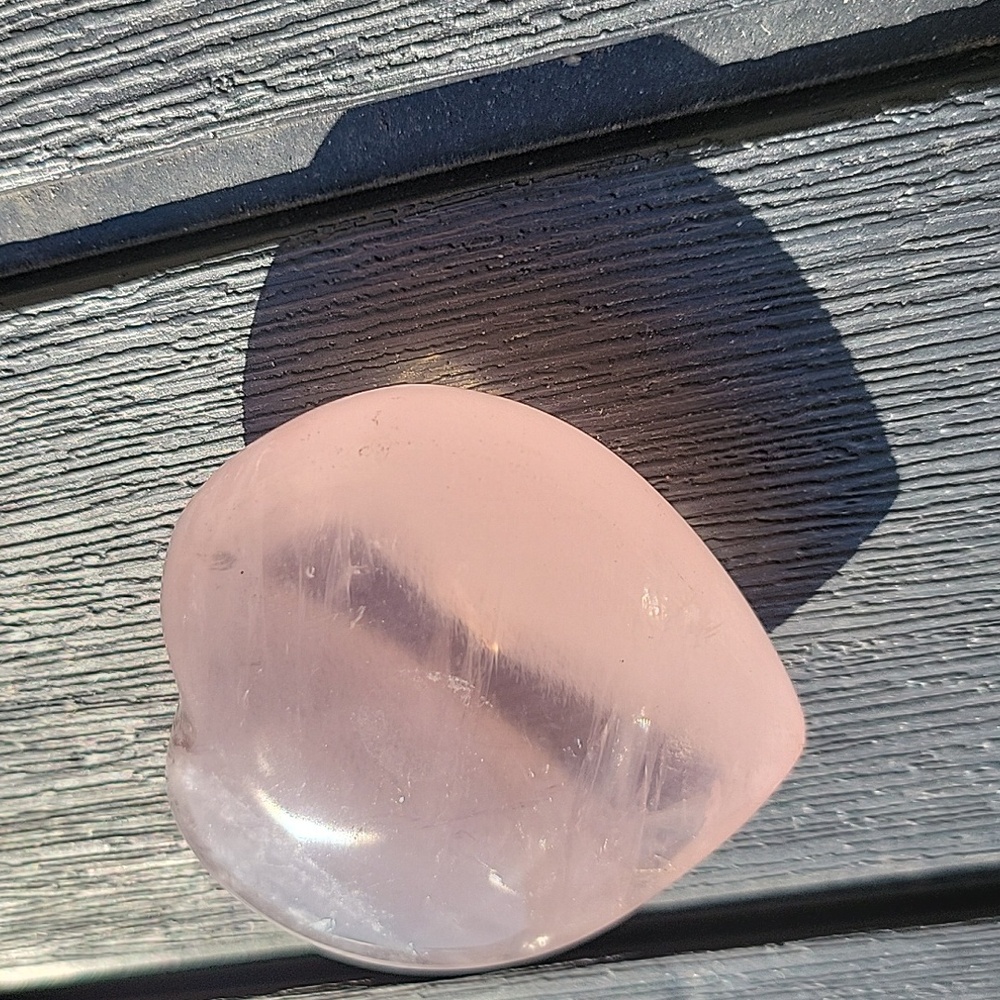 Rose Quartz Crystal Heart - Picture 3 of 4